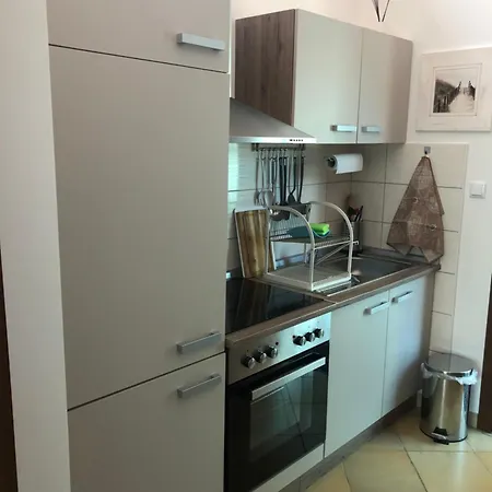 Romantik Pearl With Free Ev Ch-station Apartman Valbandon