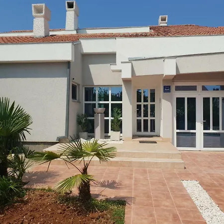 Romantik Pearl With Free Ev Ch-station