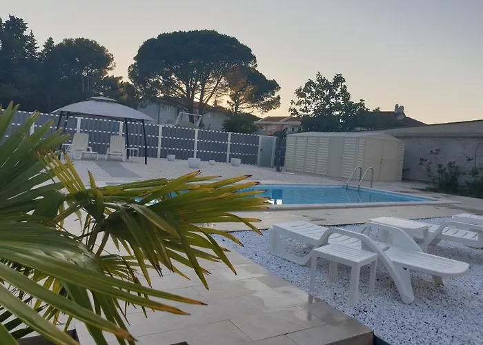 Romantik Pearl With Free Ev Ch-station