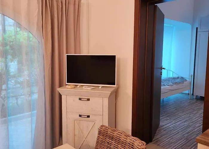 Romantik Pearl With Free Ev Ch-station Apartman Valbandon