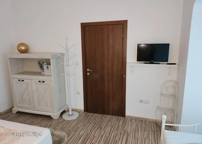 Apartman Romantik Pearl With Free Ev Ch-station Valbandon