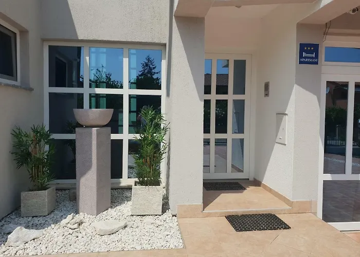 Apartman Romantik Pearl With Free Ev Ch-station Valbandon